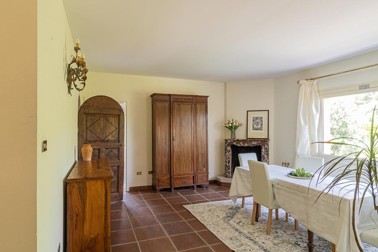Villa Caterina La Maddalena  Екстер'єр фото