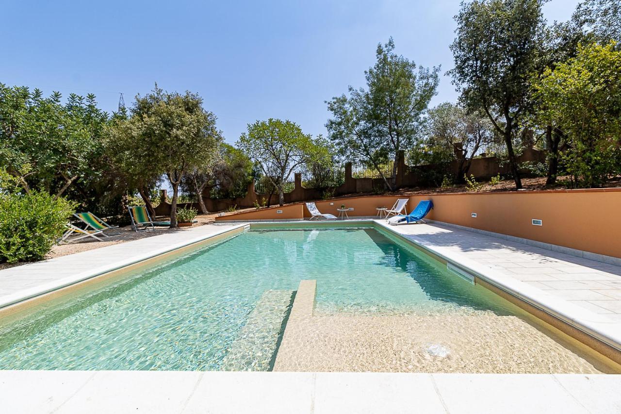 Villa Caterina La Maddalena  Екстер'єр фото