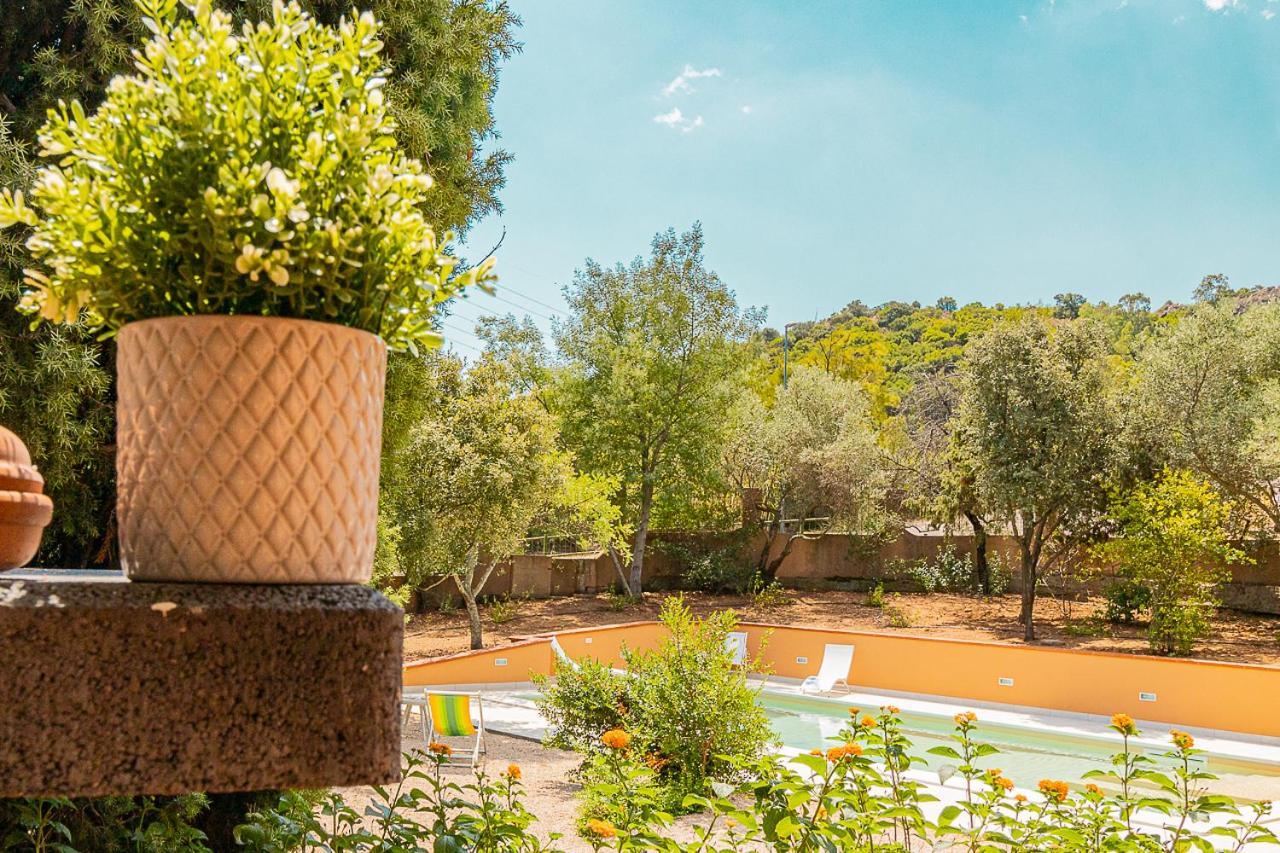 Villa Caterina La Maddalena  Екстер'єр фото
