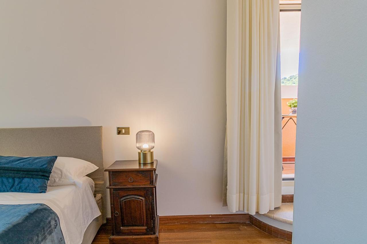 Villa Caterina La Maddalena  Екстер'єр фото
